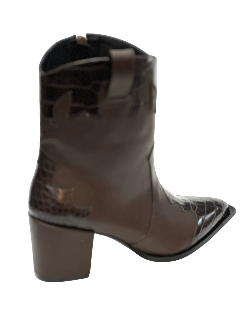 Modern Western Charm